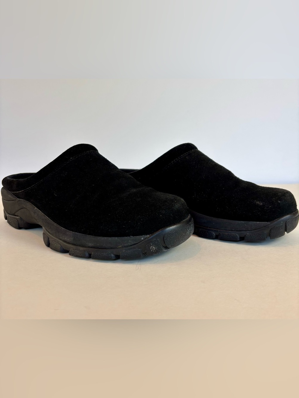 Lands’ End Black Suede Mule Clogs Women’s Size 7 Wide Comfort Slip-On Shoes